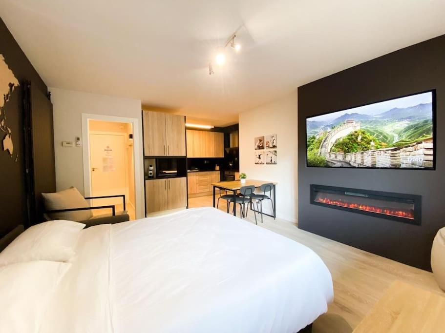 Espectacular Con Vistas En - 10min Caminando Al Centro - Parking Gratis L By Bonesvacances Appartement *