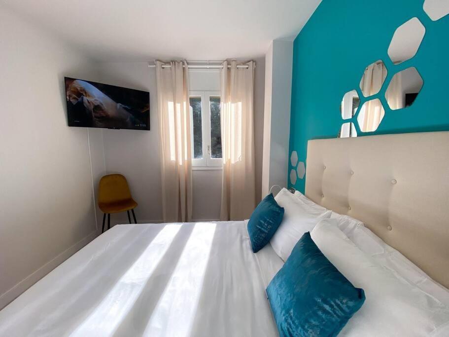 Espectacular Con Vistas En - 10min Caminando Al Centro - Parking Gratis L By Bonesvacances Appartement *